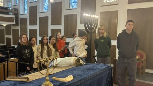 05.11.2025: Projektgruppe zu Gast in der Synagoge in Münster